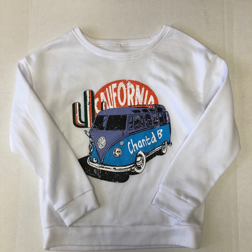 White Sweatshirt “California chanted B”